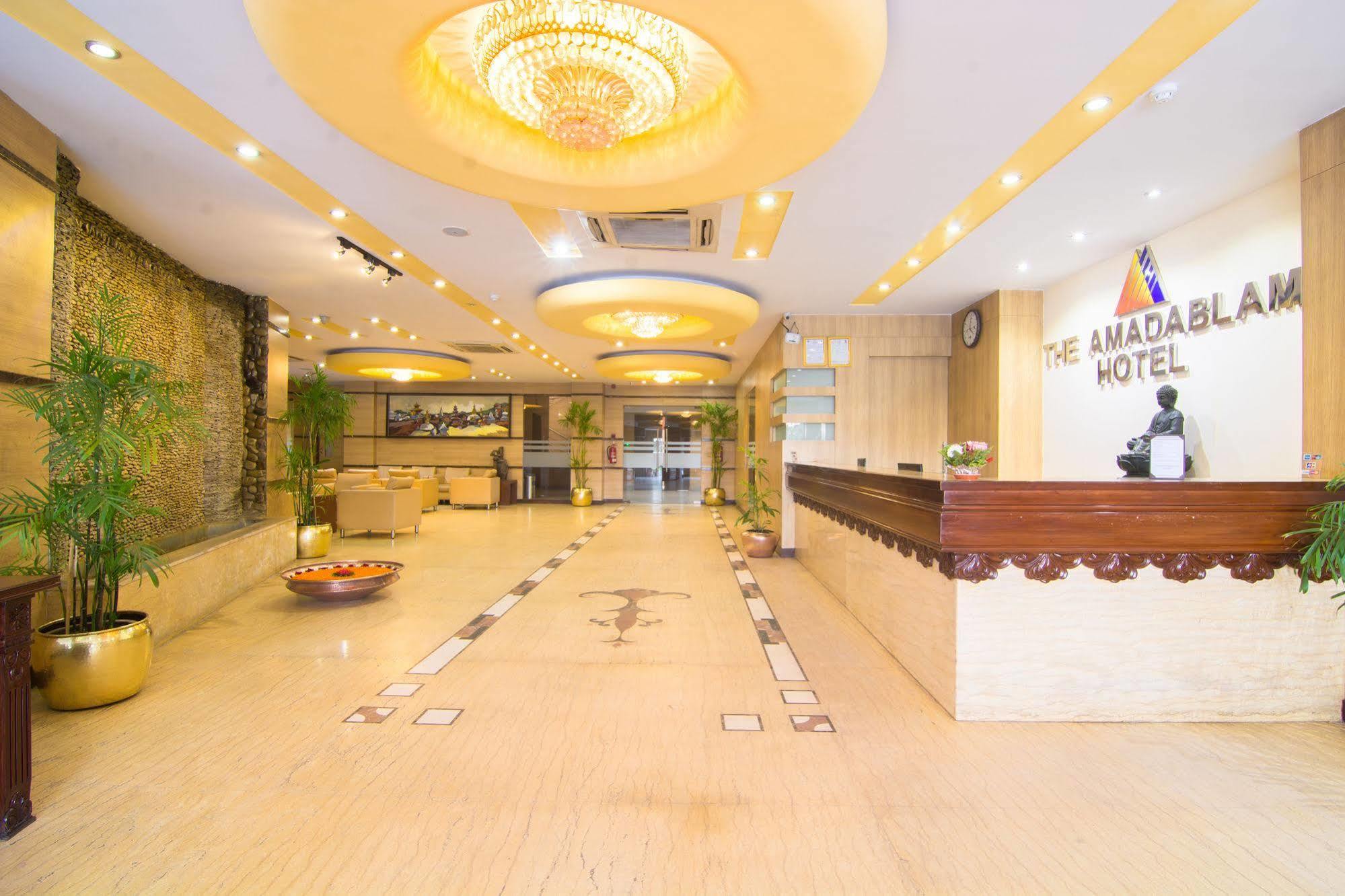 The Amadablam Hotel Kathmandu Exterior photo