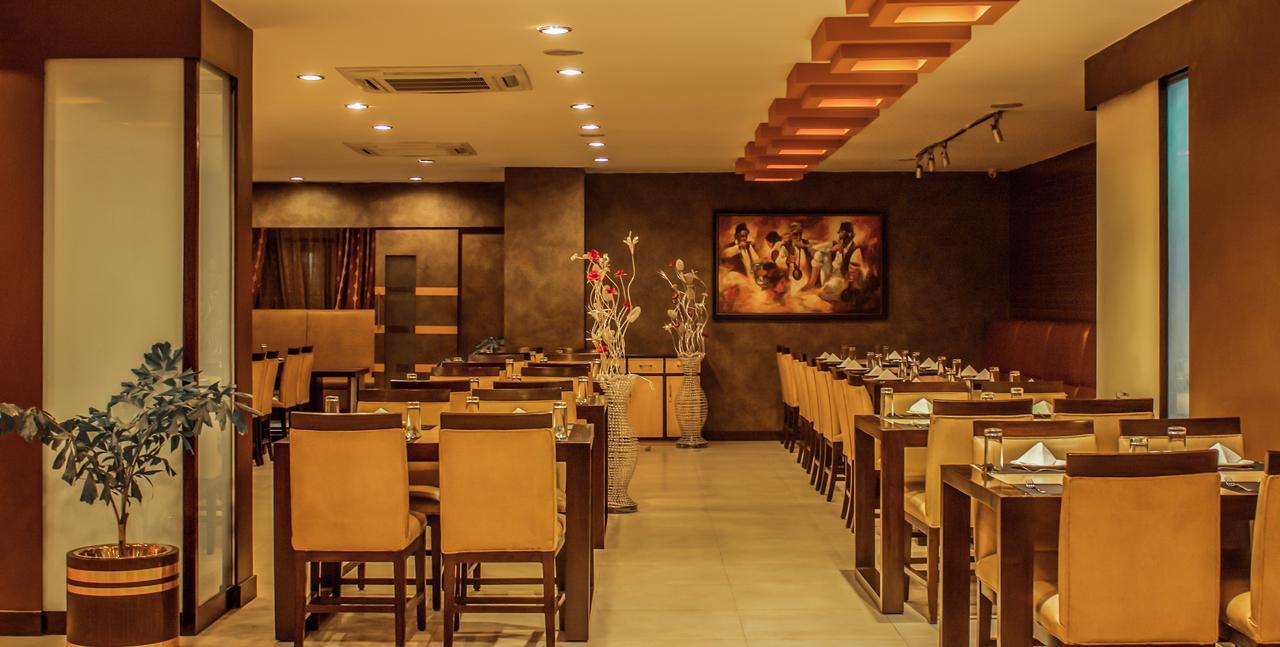 The Amadablam Hotel Kathmandu Exterior photo